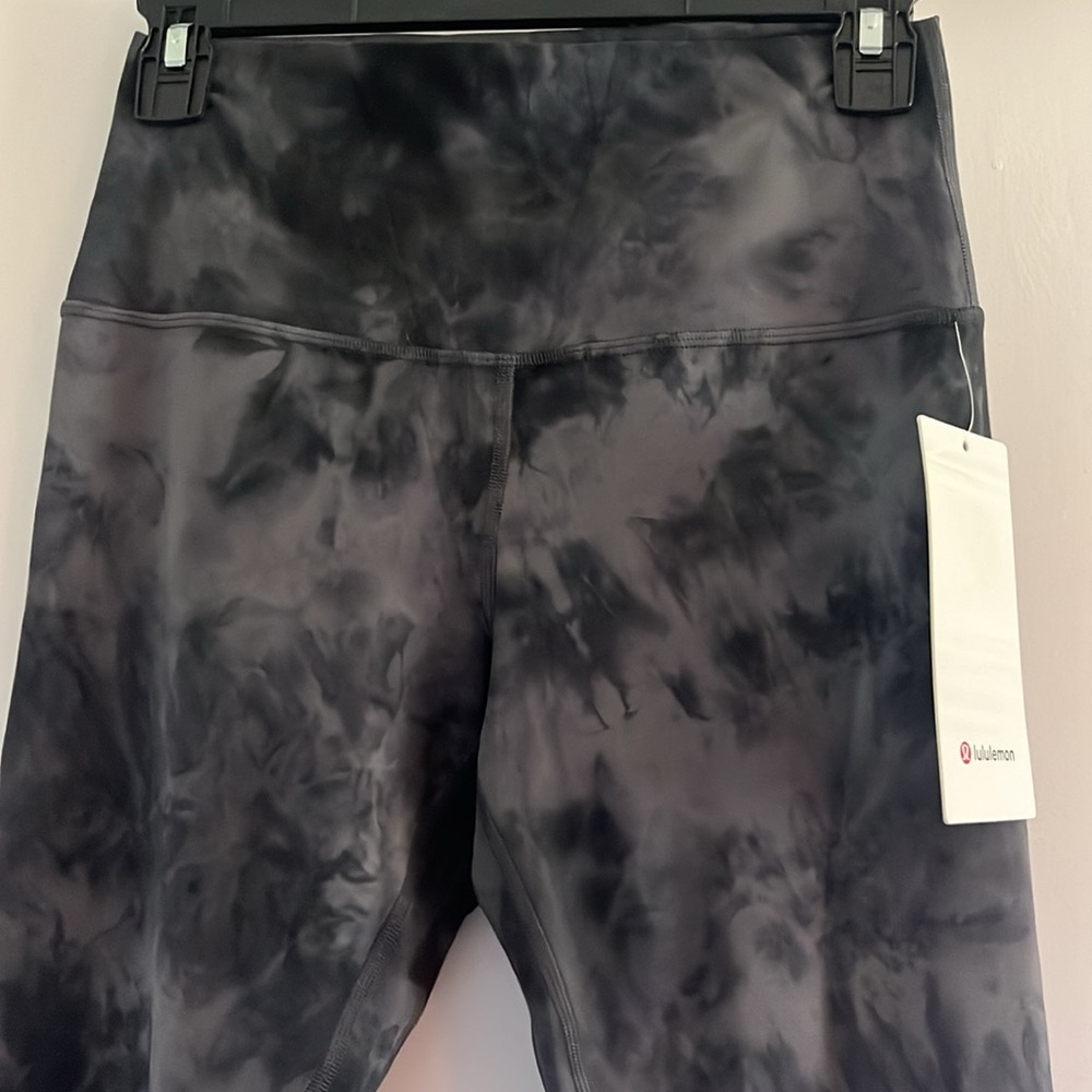 Lululemon High Rise align leggings - Picture 4 of 5